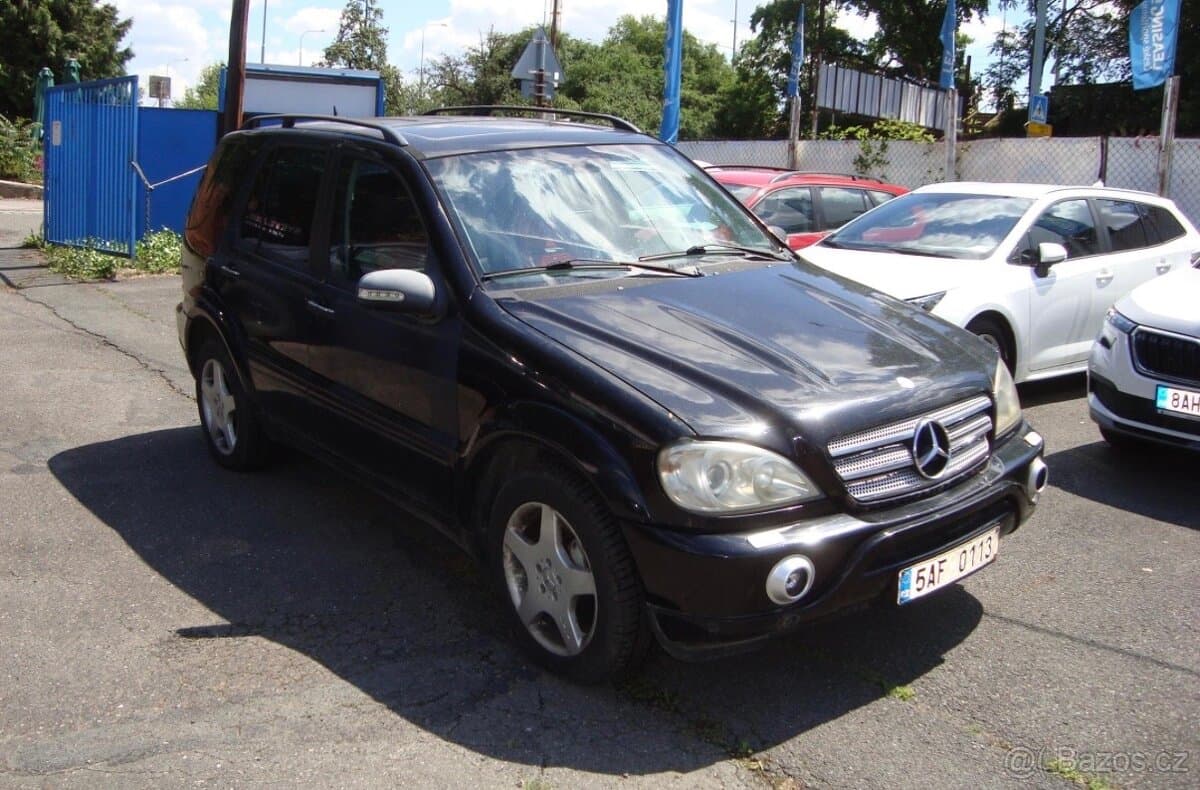 2002 Mercedes-Benz M-CLASS