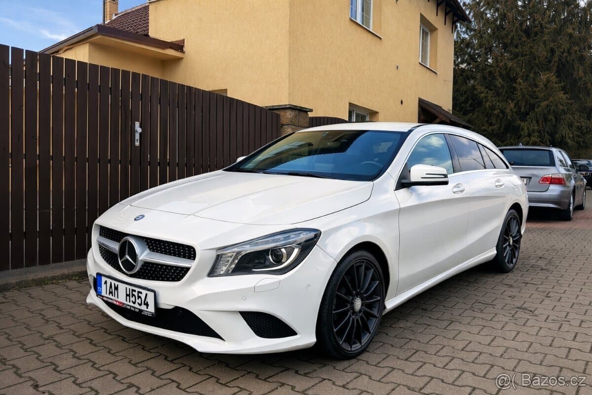 2017 Mercedes-Benz OSTATNÍ