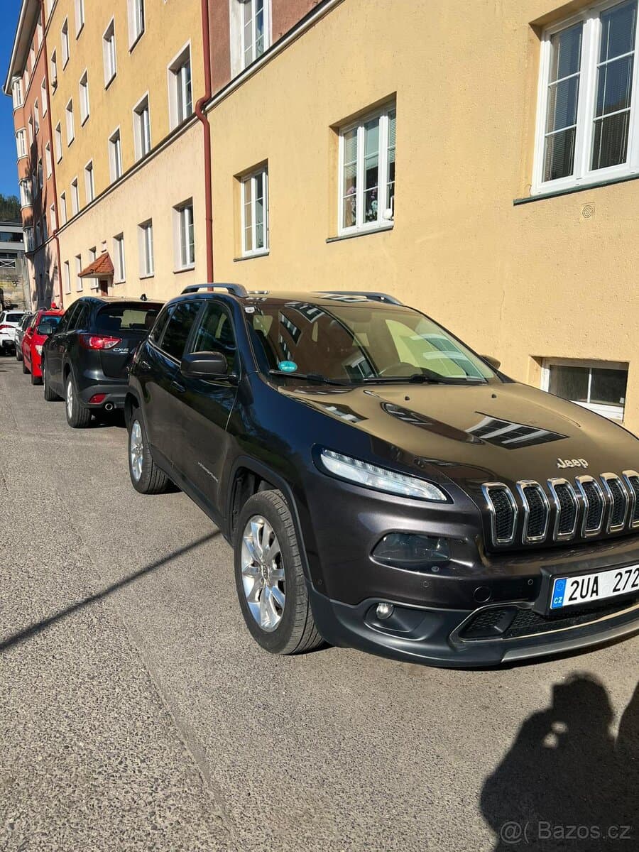2014 Jeep CHEROKEE
