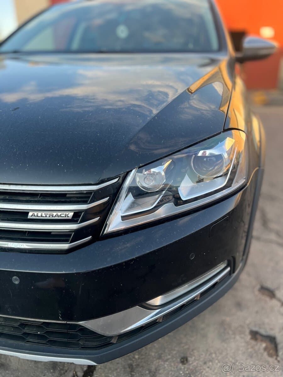 2012 Volkswagen PASSAT