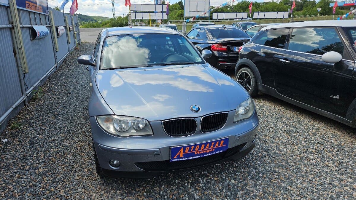 2005 BMW 1-SERIES