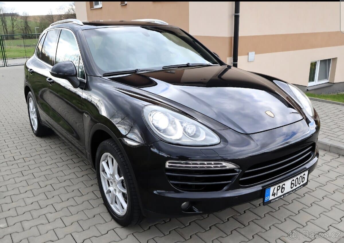 2011 Porsche CAYENNE