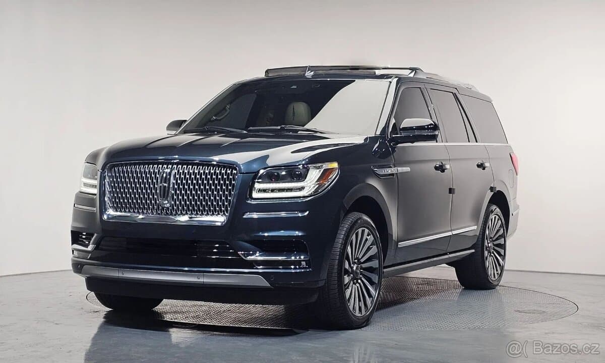 2021 Lincoln NAVIGATOR