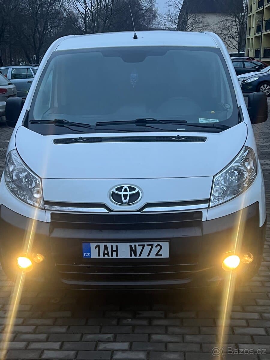 2015 Toyota PROACE