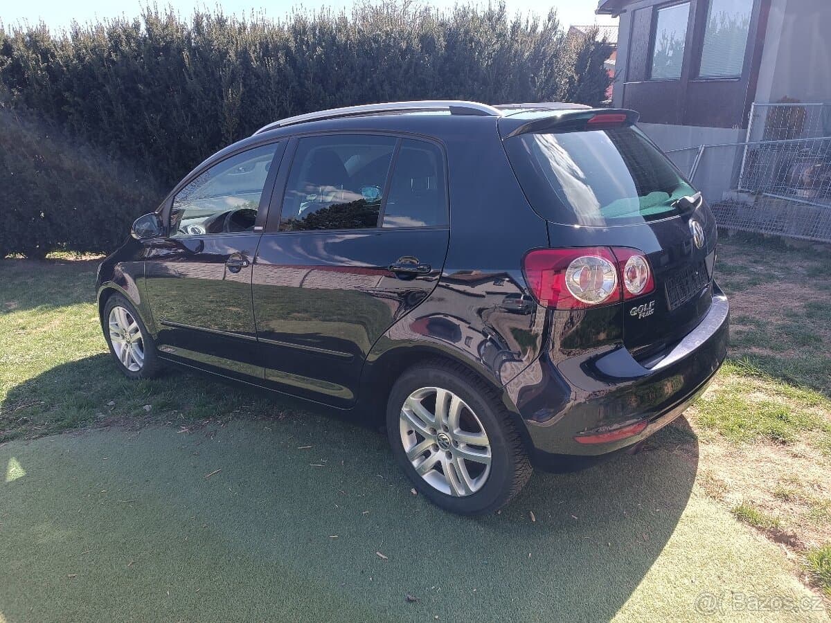 2011 Volkswagen GOLF