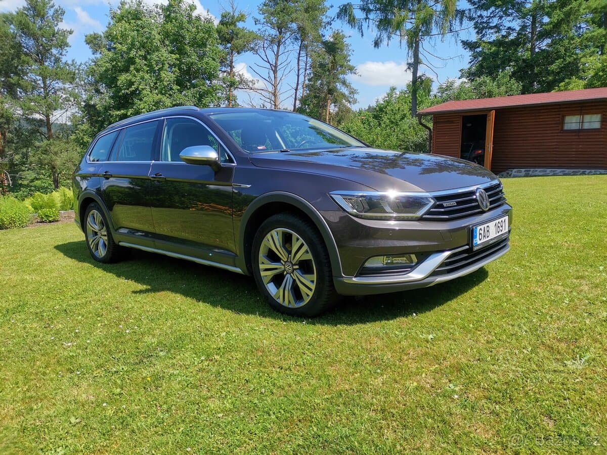 2017 Volkswagen PASSAT