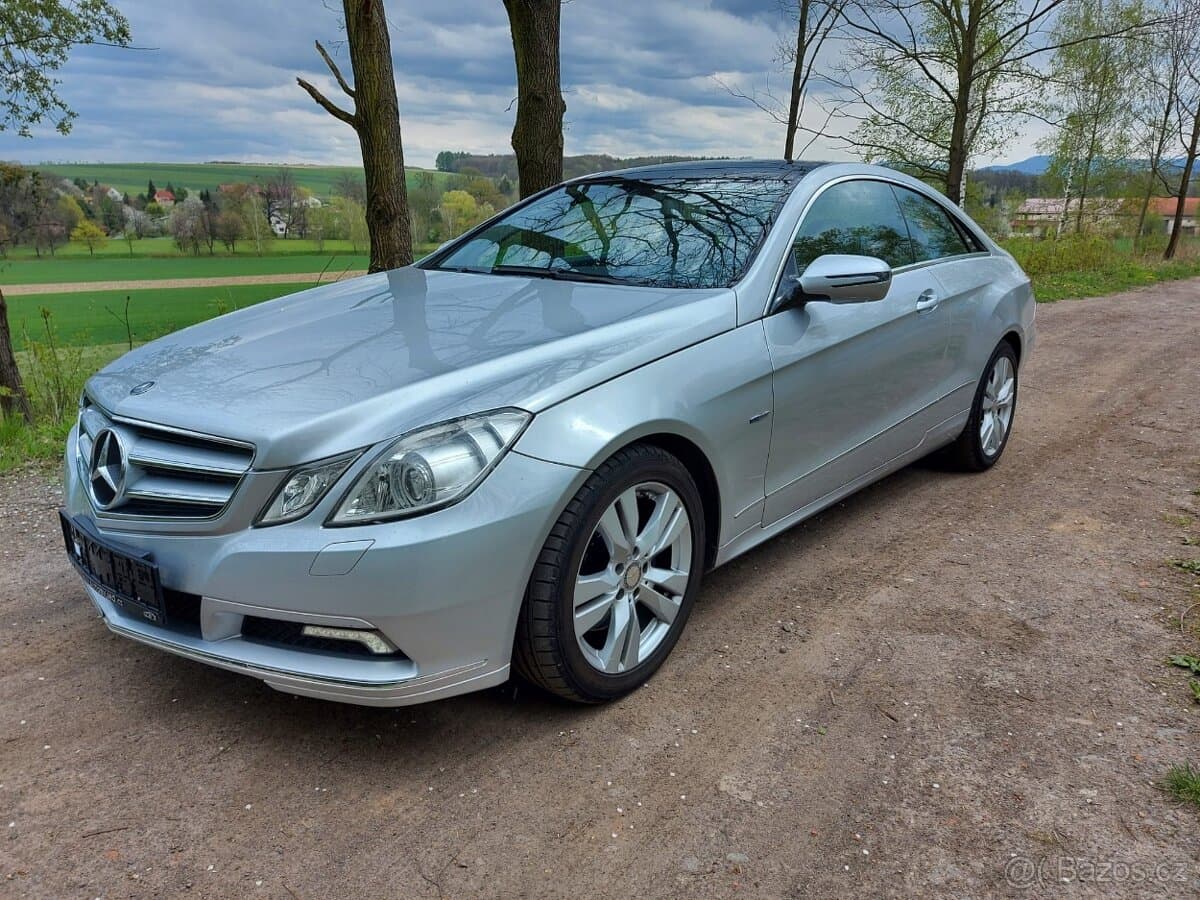 2009 Mercedes-Benz OSTATNÍ