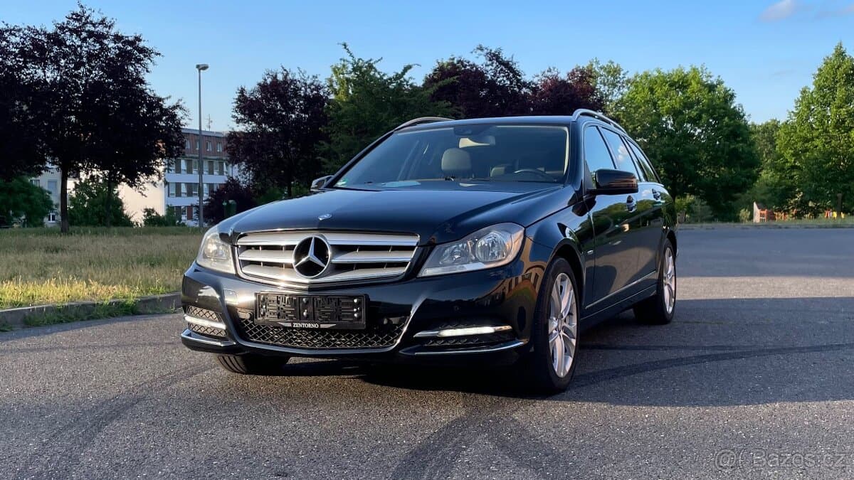 2012 Mercedes-Benz OSTATNÍ