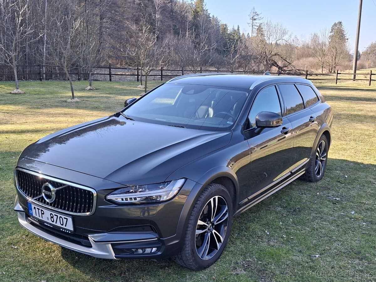 2018 Volvo V90
