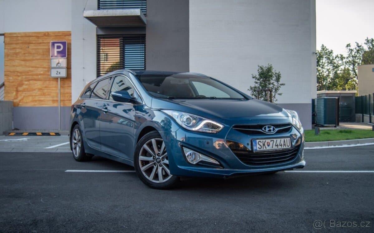 2011 Hyundai i40