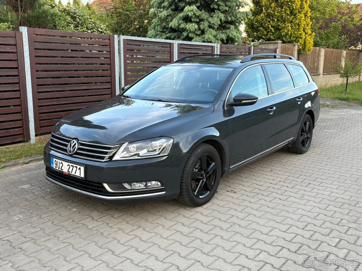 2013 Volkswagen PASSAT