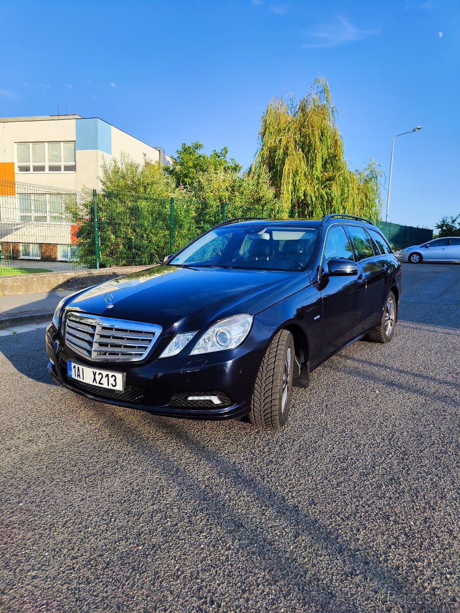 2010 Mercedes-Benz OSTATNÍ