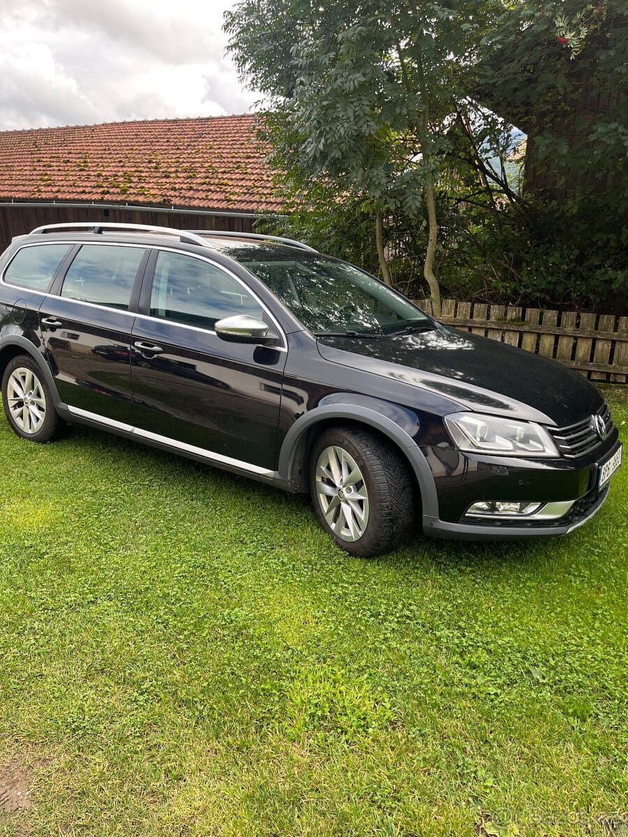 2013 Volkswagen PASSAT