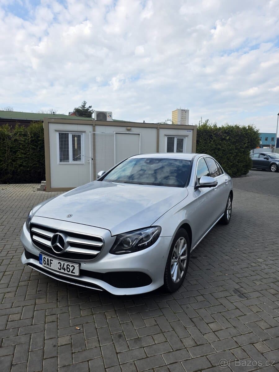 2017 Mercedes-Benz OSTATNÍ