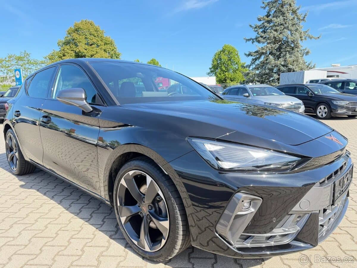 2025 Cupra LEON