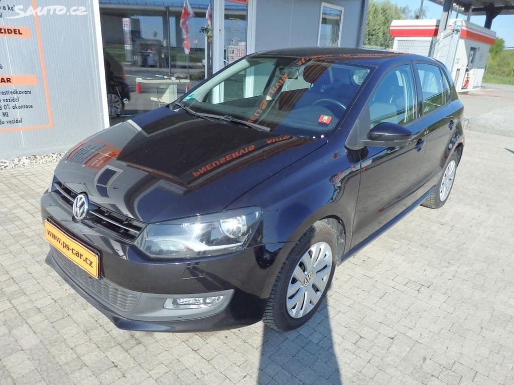 2013 Volkswagen POLO
