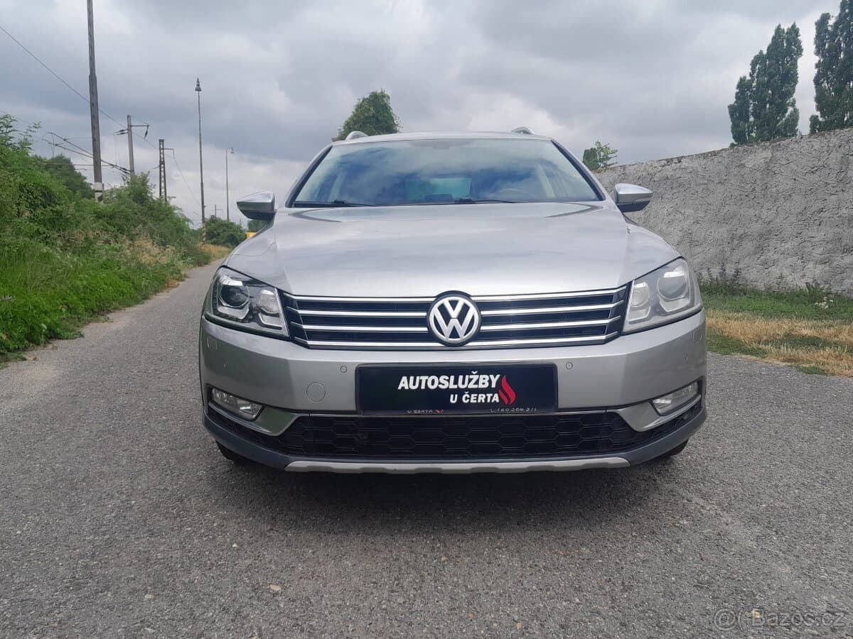 2012 Volkswagen PASSAT