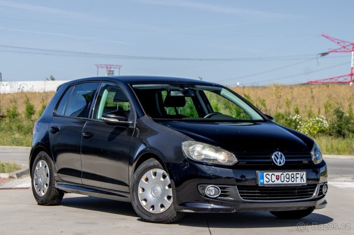 2011 Volkswagen GOLF