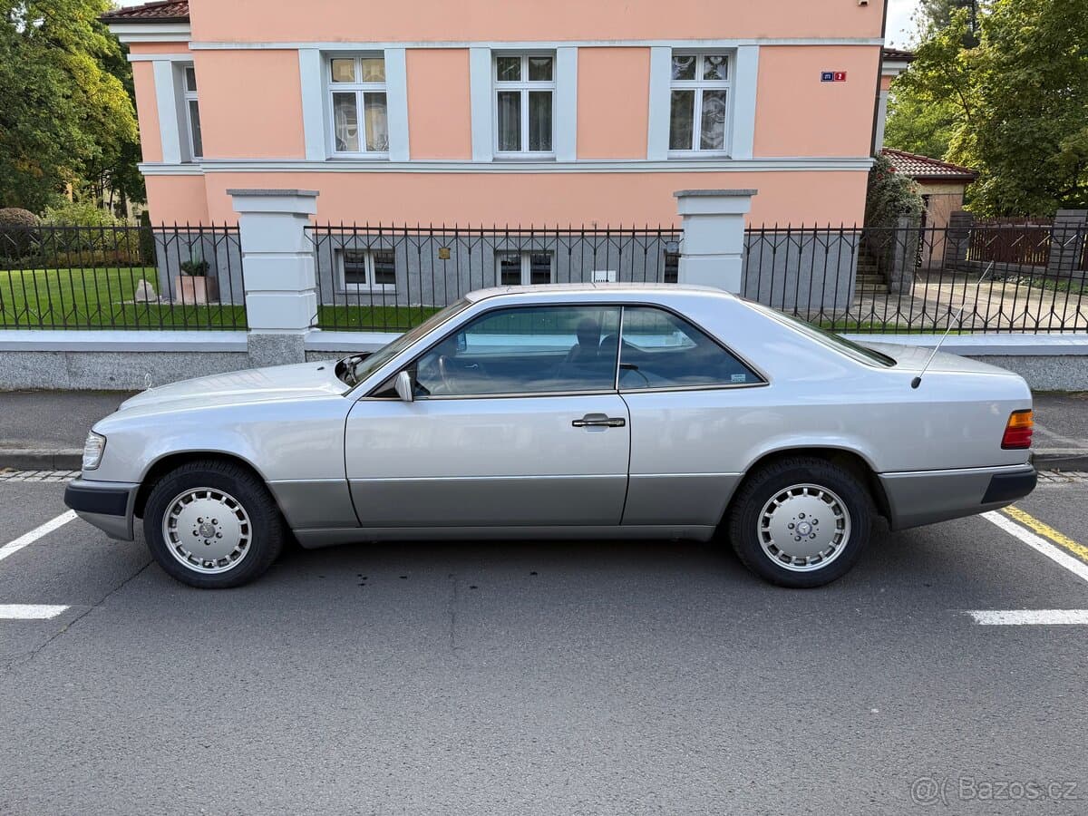 1990 Mercedes-Benz OSTATNÍ