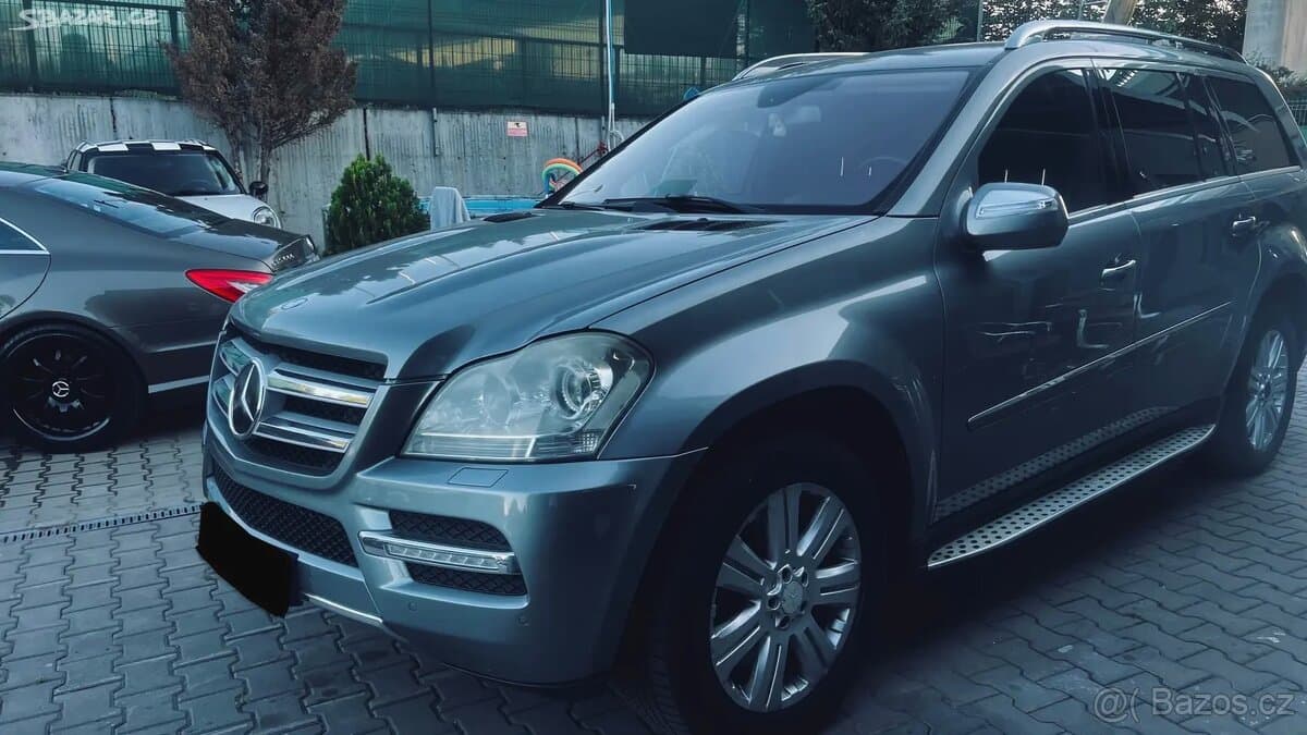 2012 Mercedes-Benz GL