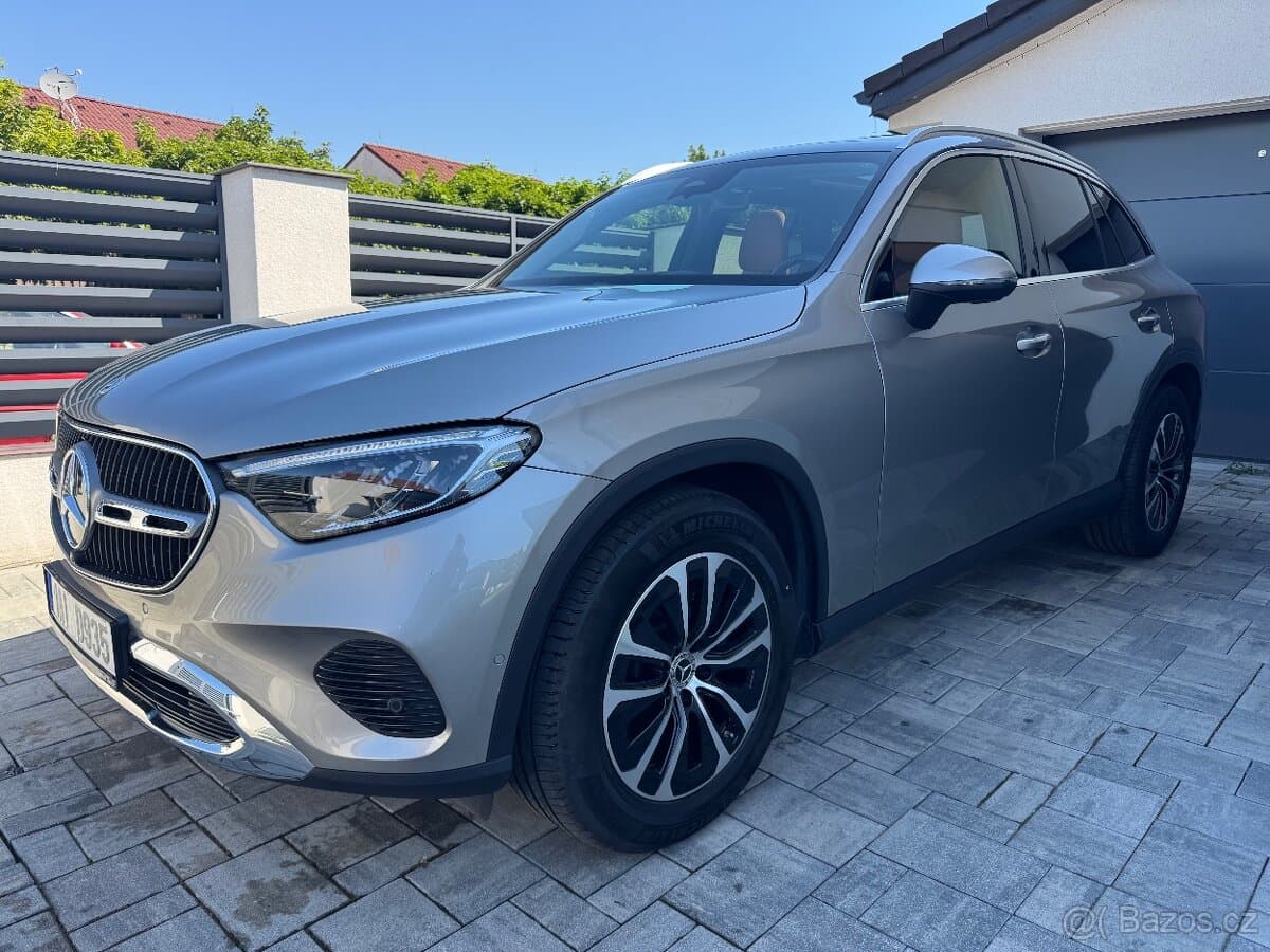 2023 Mercedes-Benz GLC