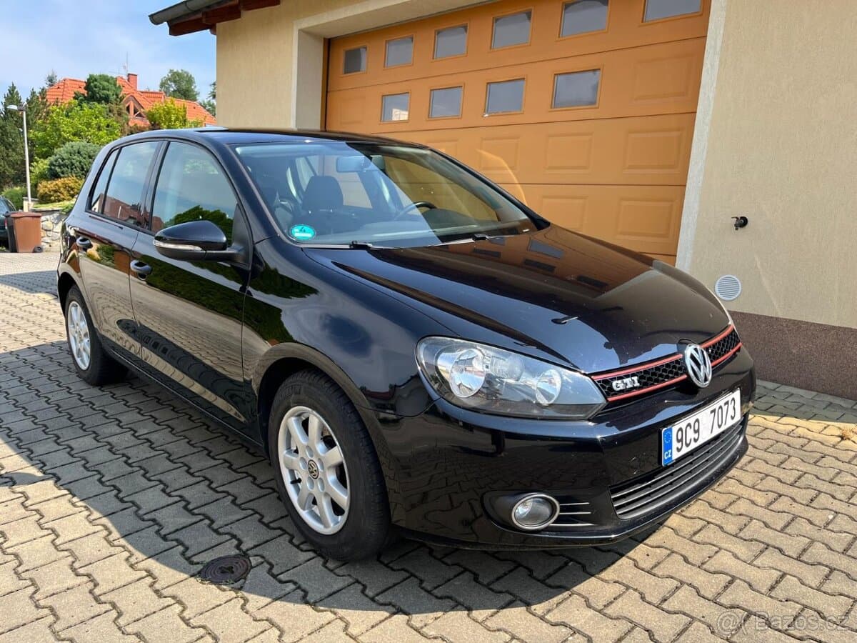 2012 Volkswagen GOLF