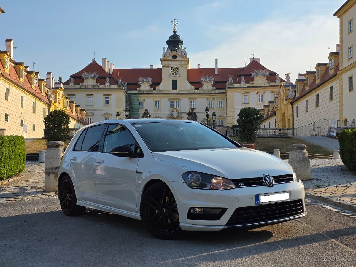 2014 Volkswagen GOLF