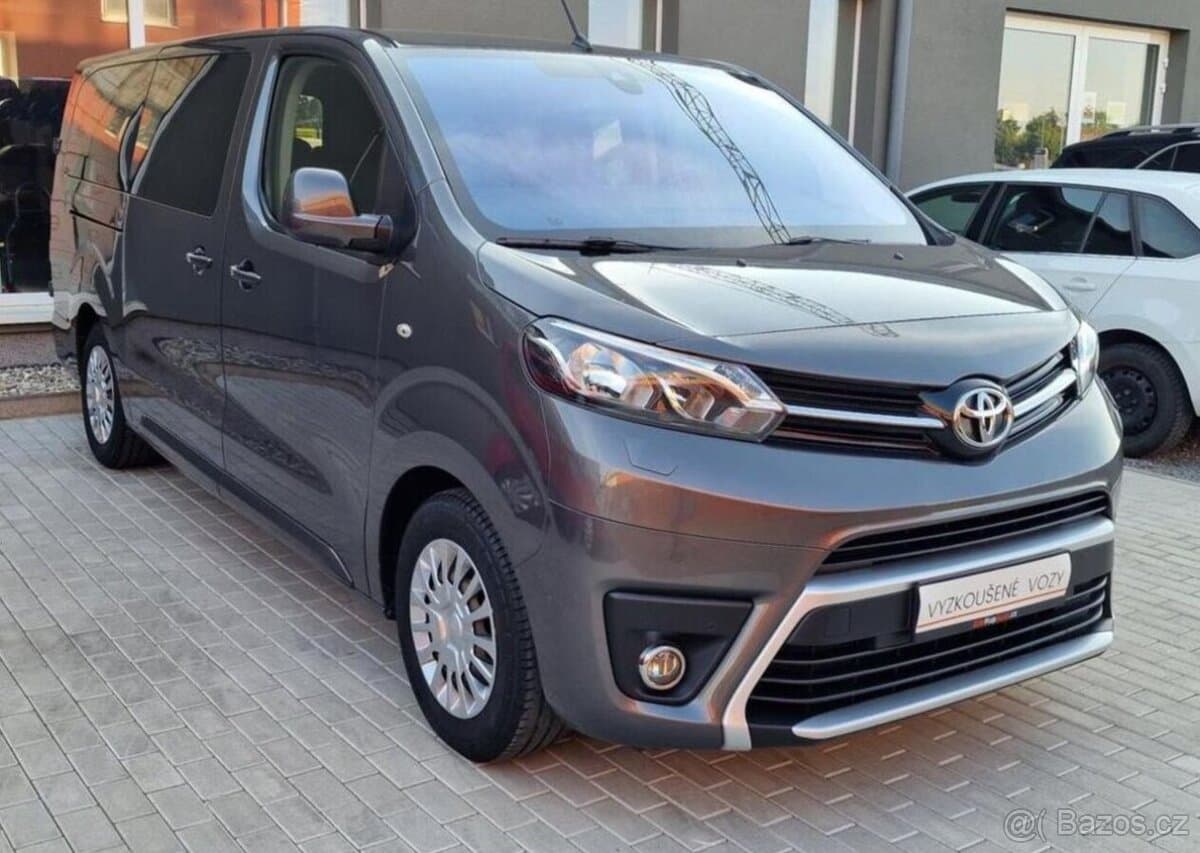 2022 Toyota PROACE