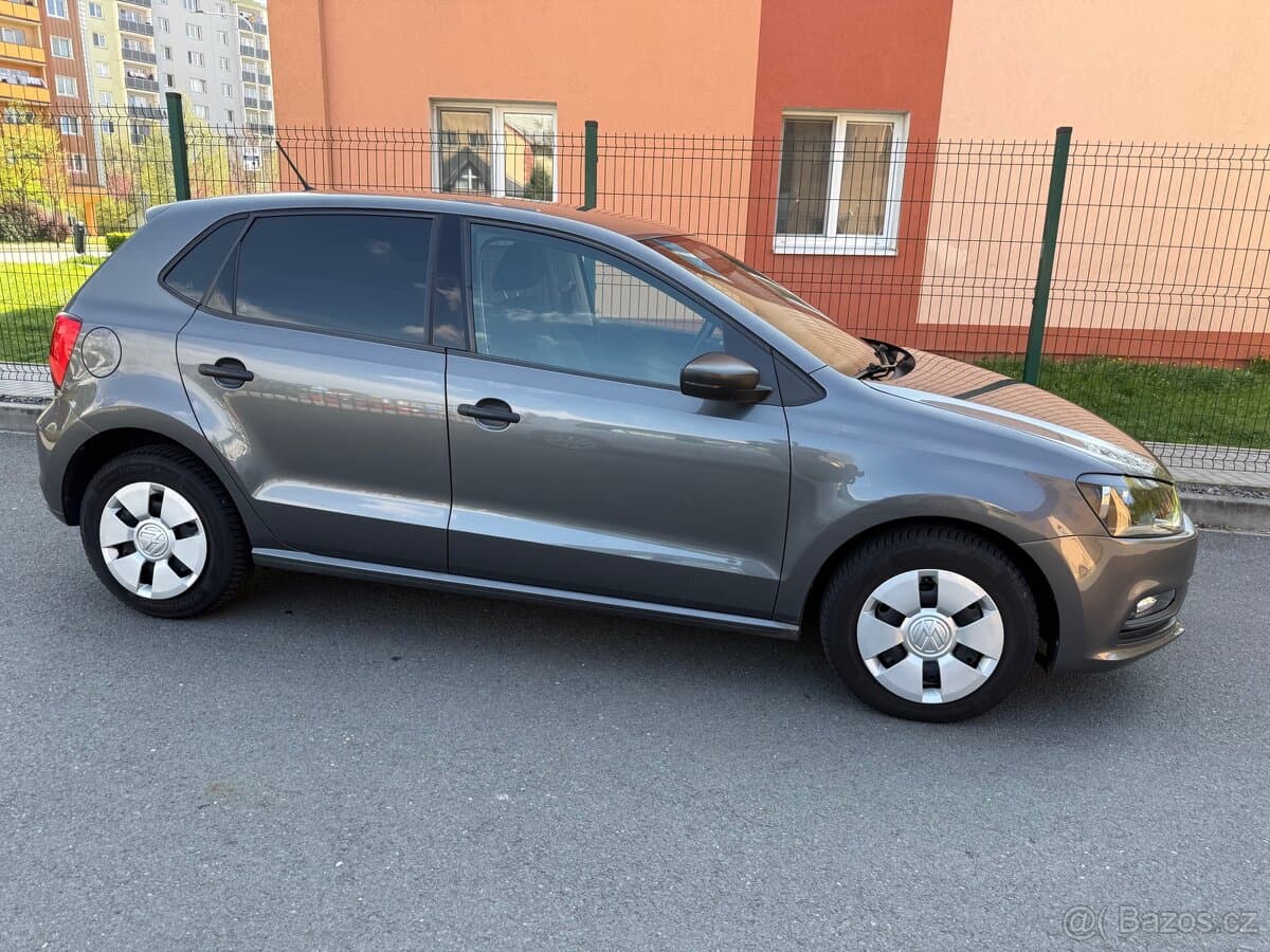 2014 Volkswagen POLO