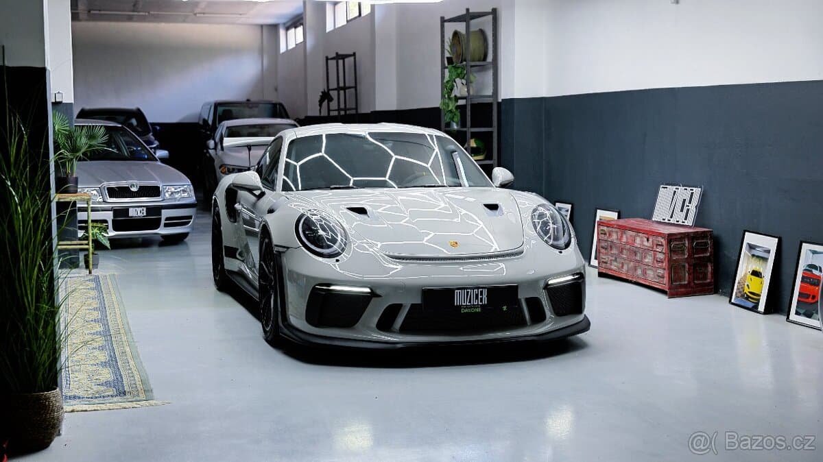 2018 Porsche 911