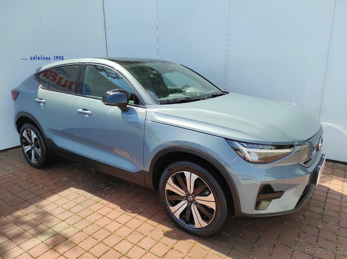 2022 Volvo C40