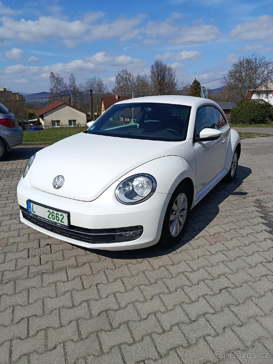 2013 Volkswagen BEETLE