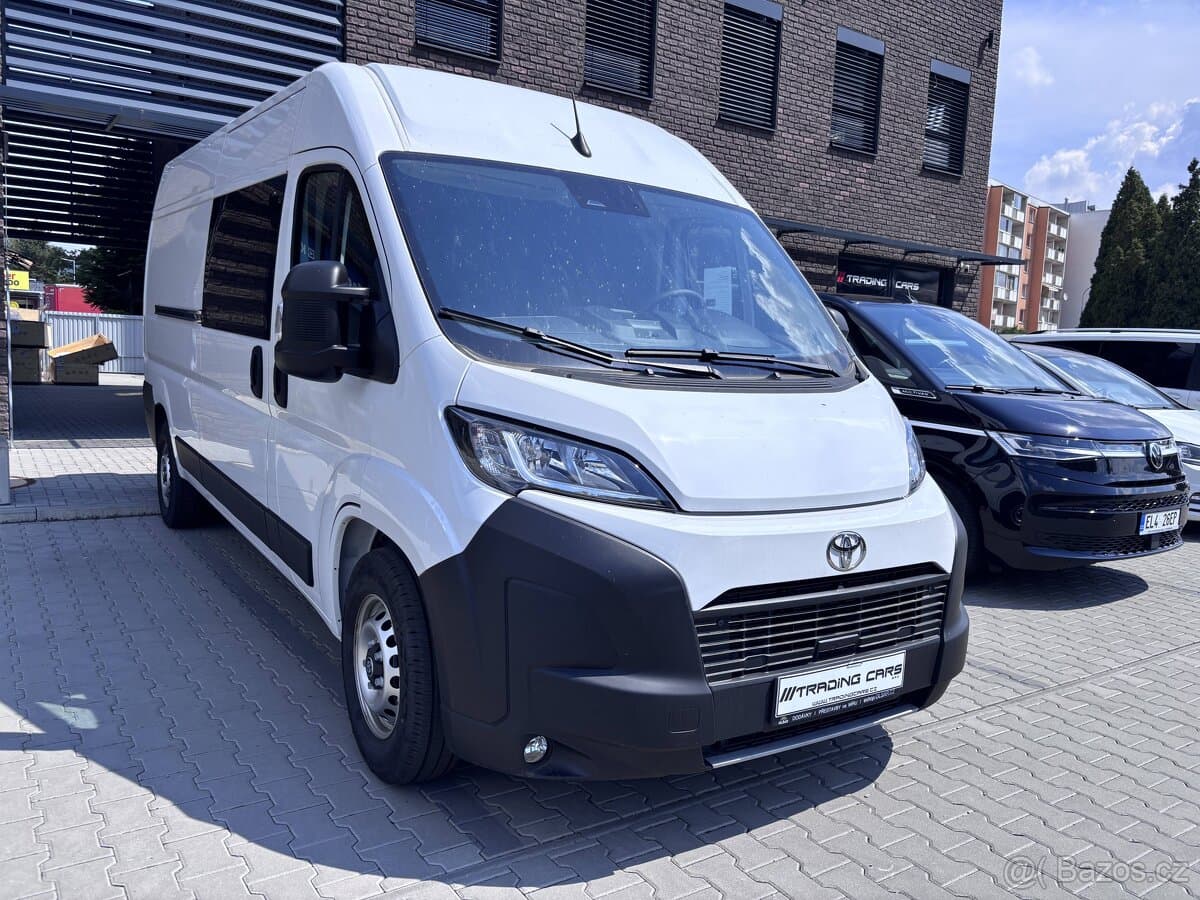 2025 Toyota PROACE