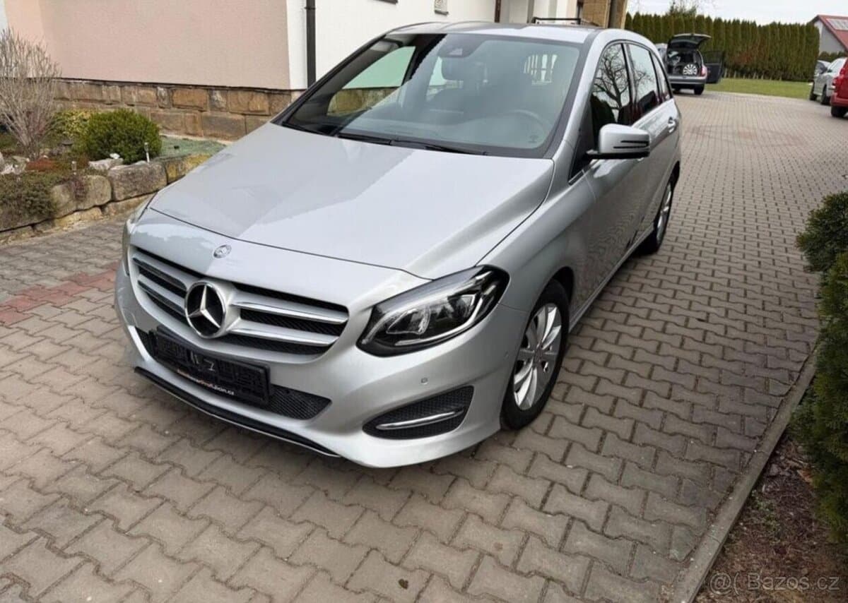 2016 Mercedes-Benz B-CLASS