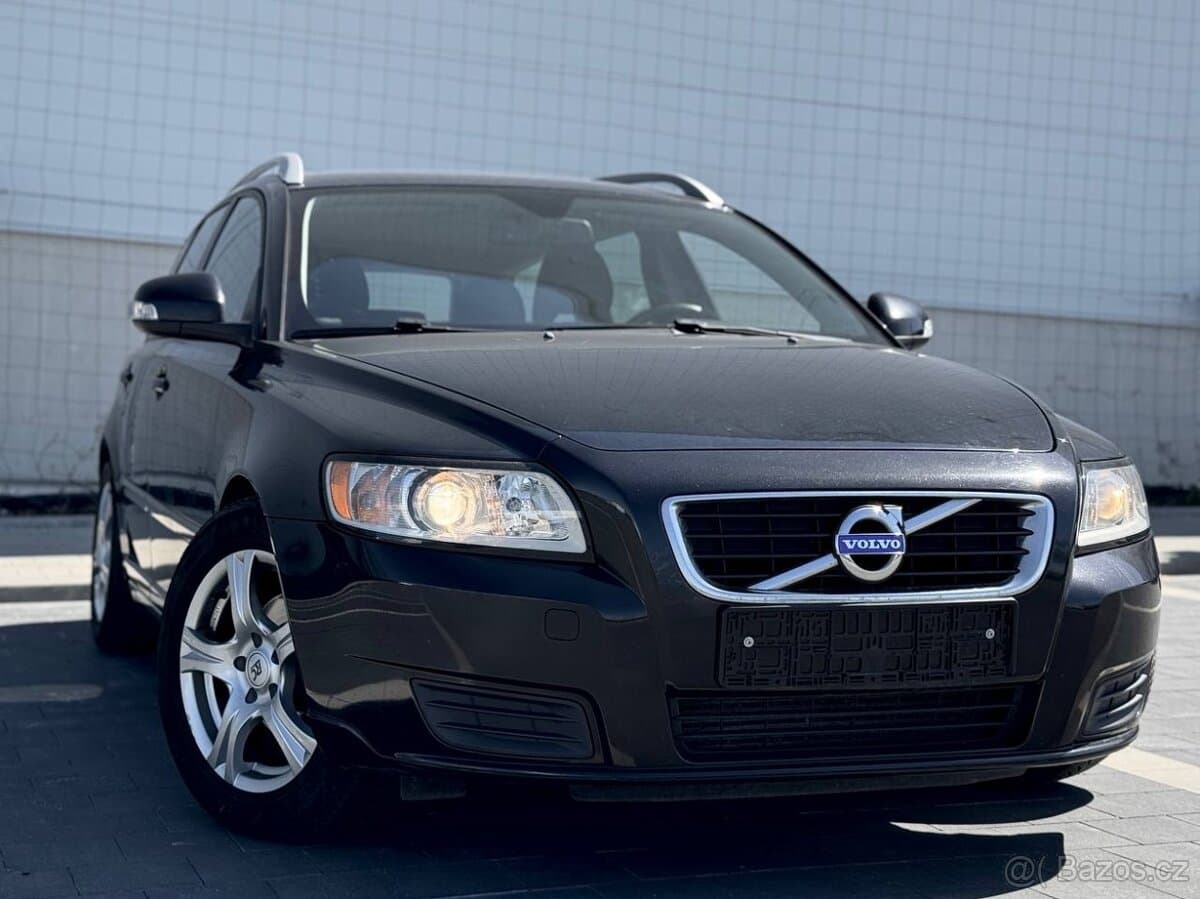 2011 Volvo V50