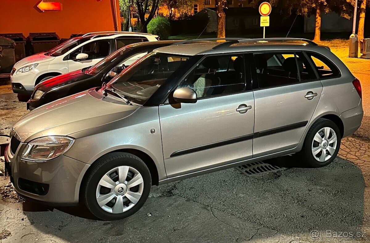 2011 Škoda FABIA