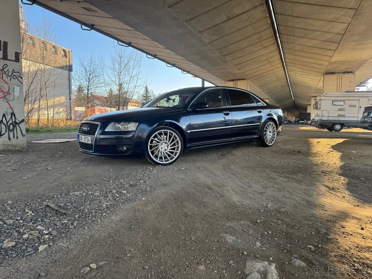 2005 Audi A8