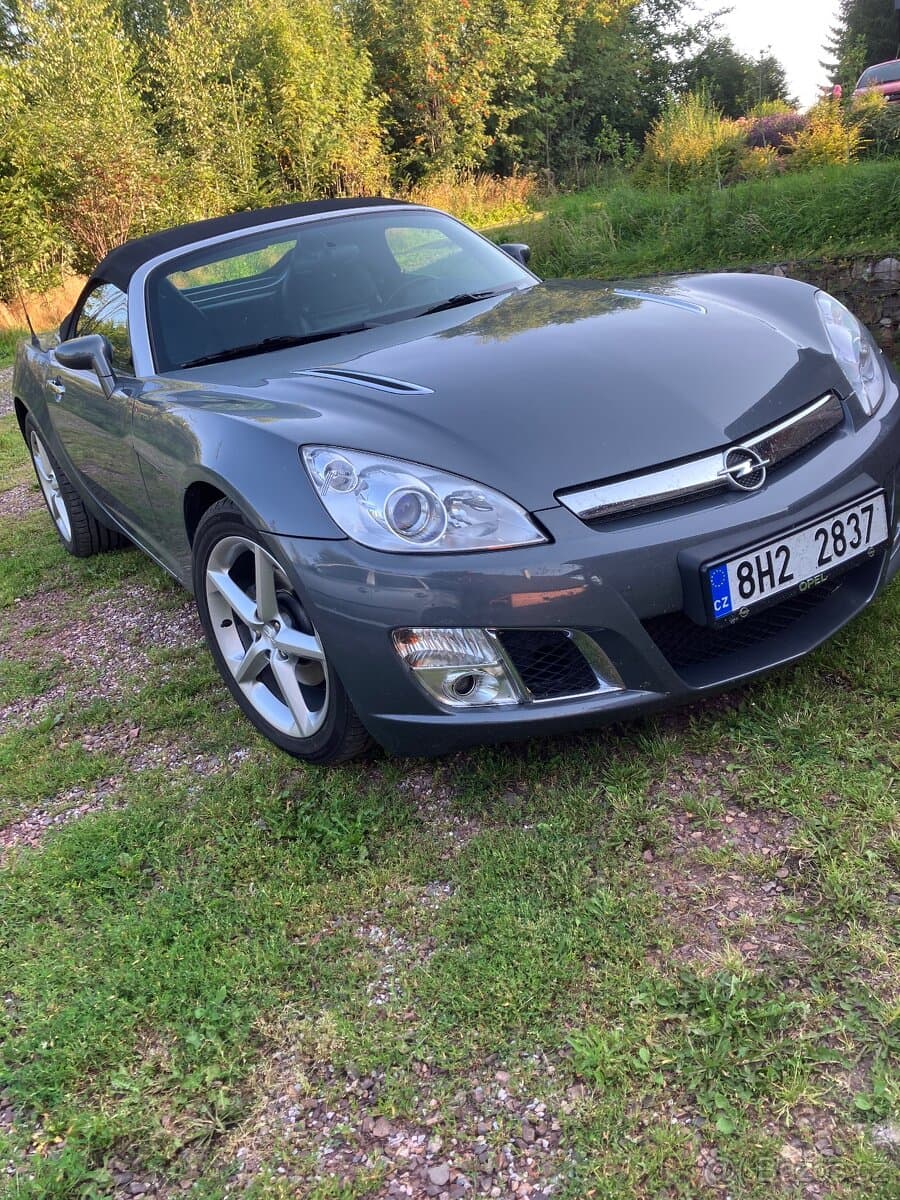 2011 Opel GT