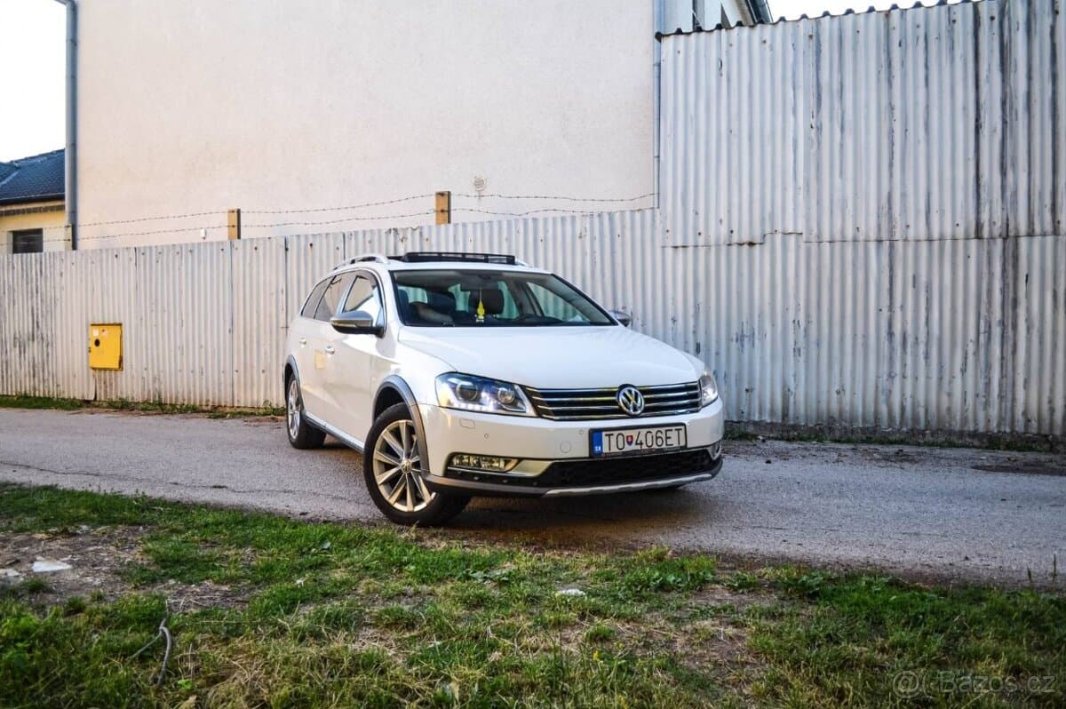 2012 Volkswagen PASSAT