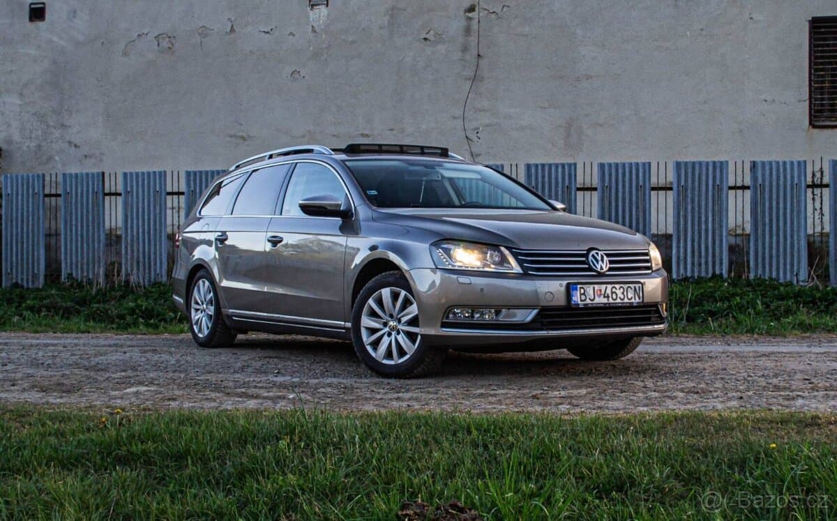 2012 Volkswagen PASSAT