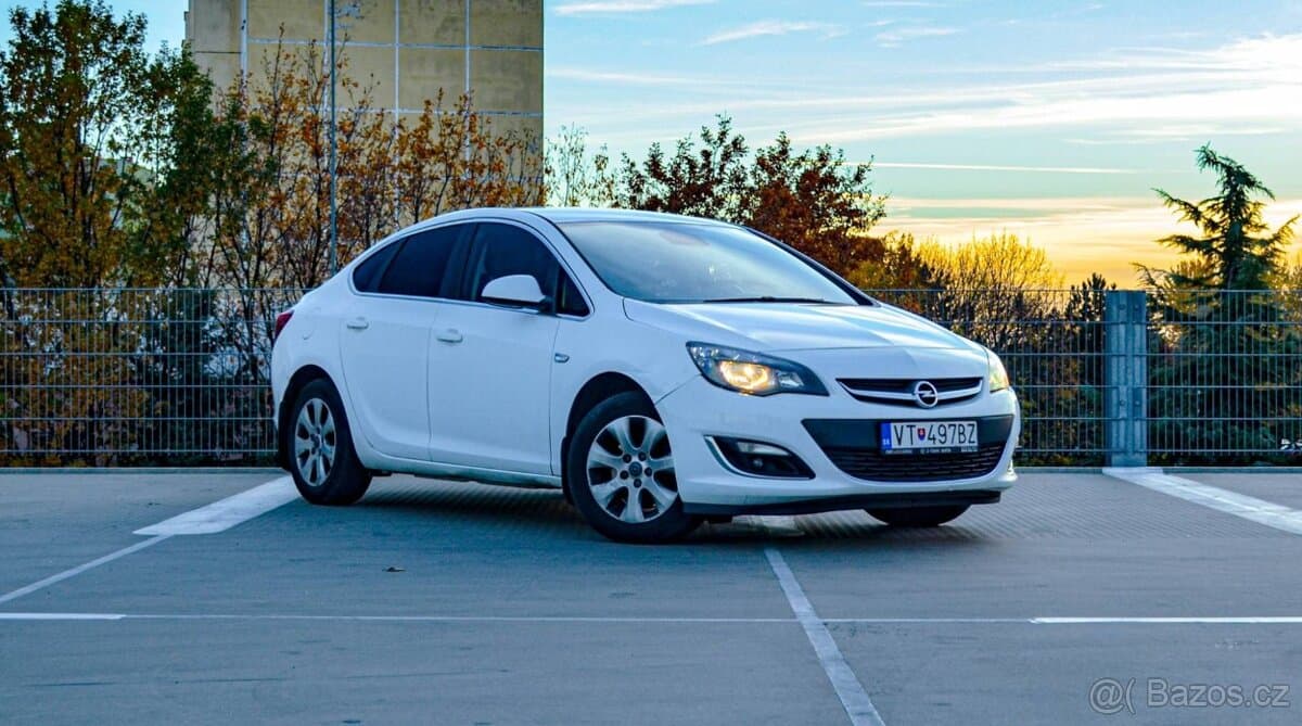 2014 Opel ASTRA