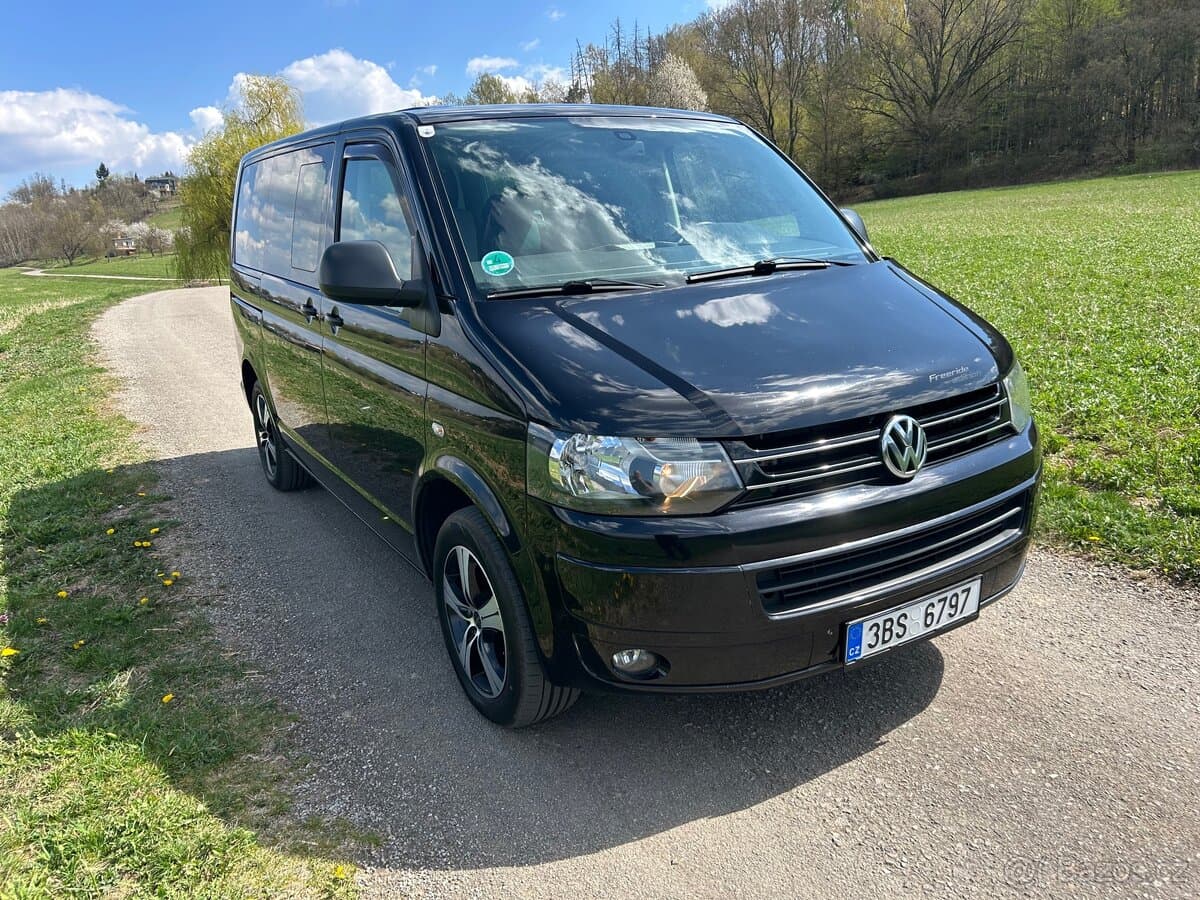 2012 Volkswagen MULTIVAN