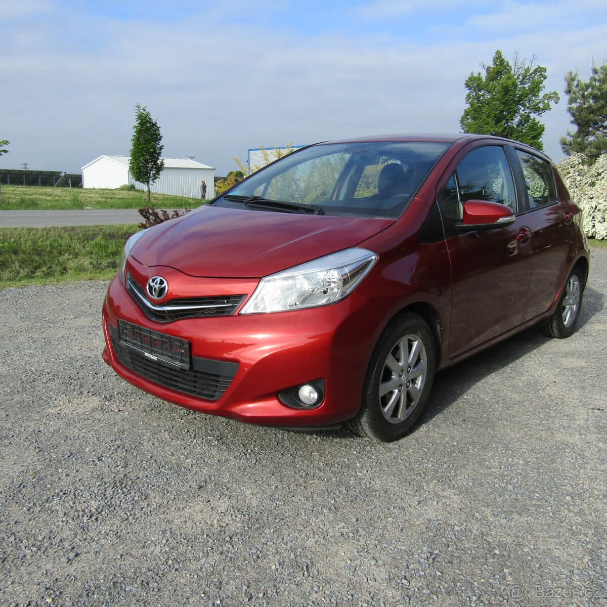 2012 Toyota YARIS