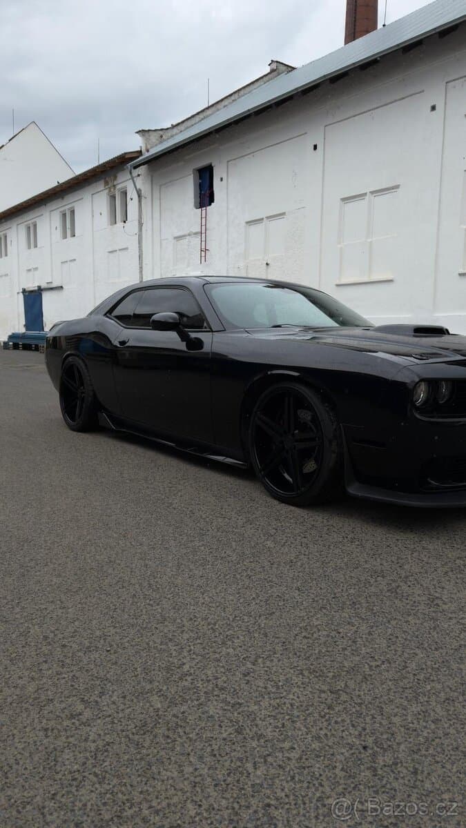 2016 Dodge CHALLENGER