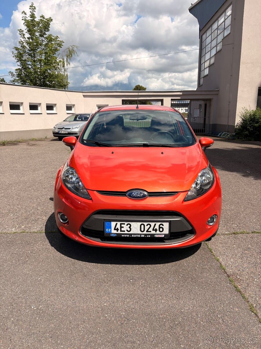 2011 Ford FIESTA