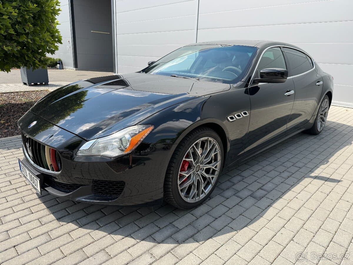 2015 Maserati QUATTROPORTE