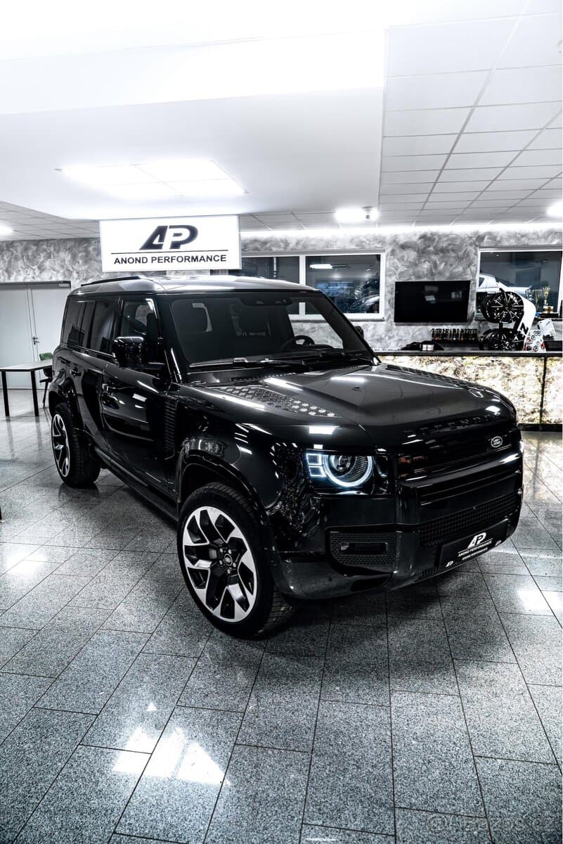 2025 Land Rover DEFENDER