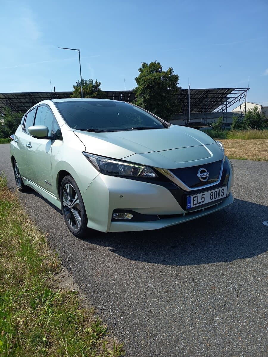 2018 Nissan LEAF