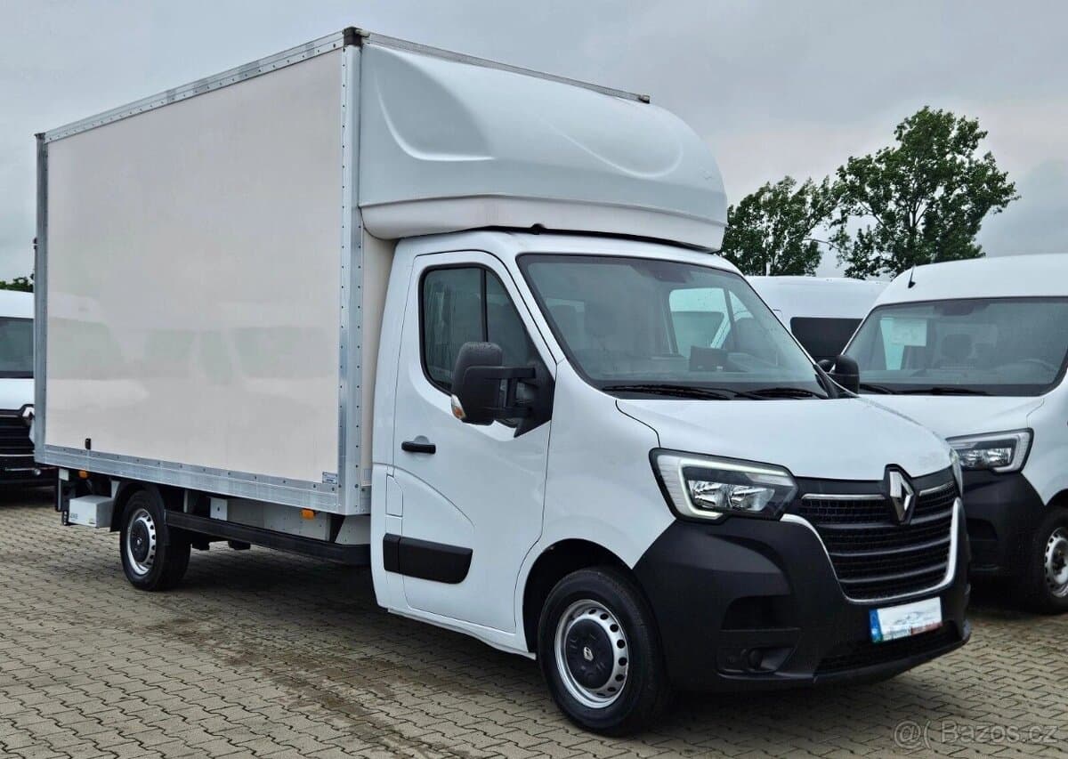 2023 Renault MASTER