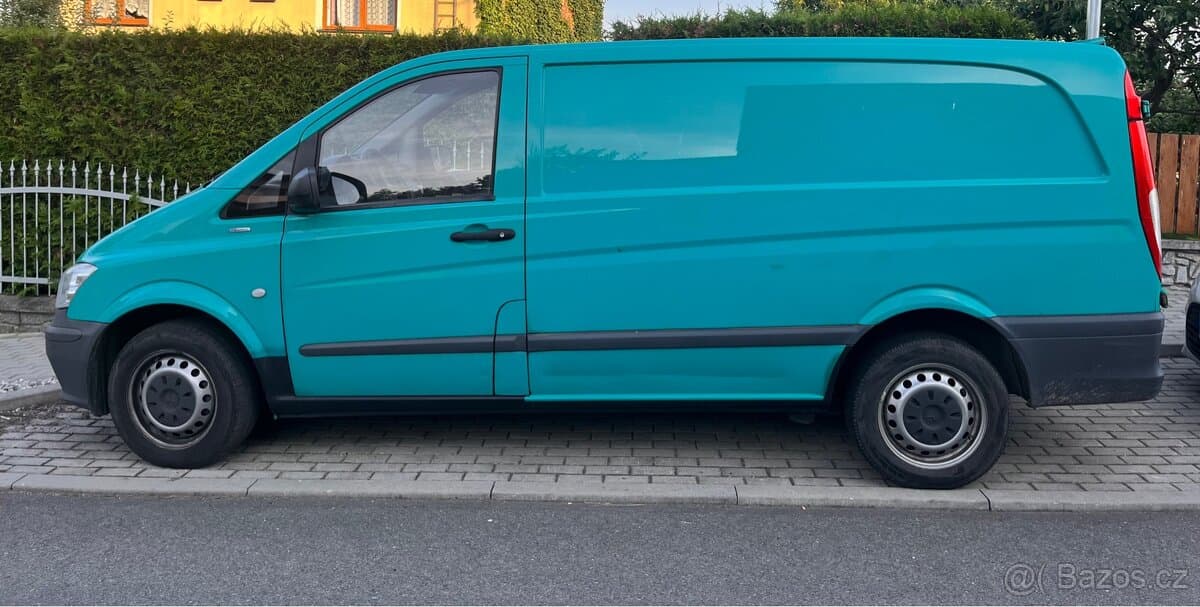 2011 Mercedes-Benz VITO